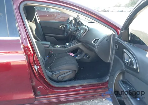 2015 Chrysler 200 Limited z USA, uszkodzony, nr VIN 1C3CCCAB1FN552631